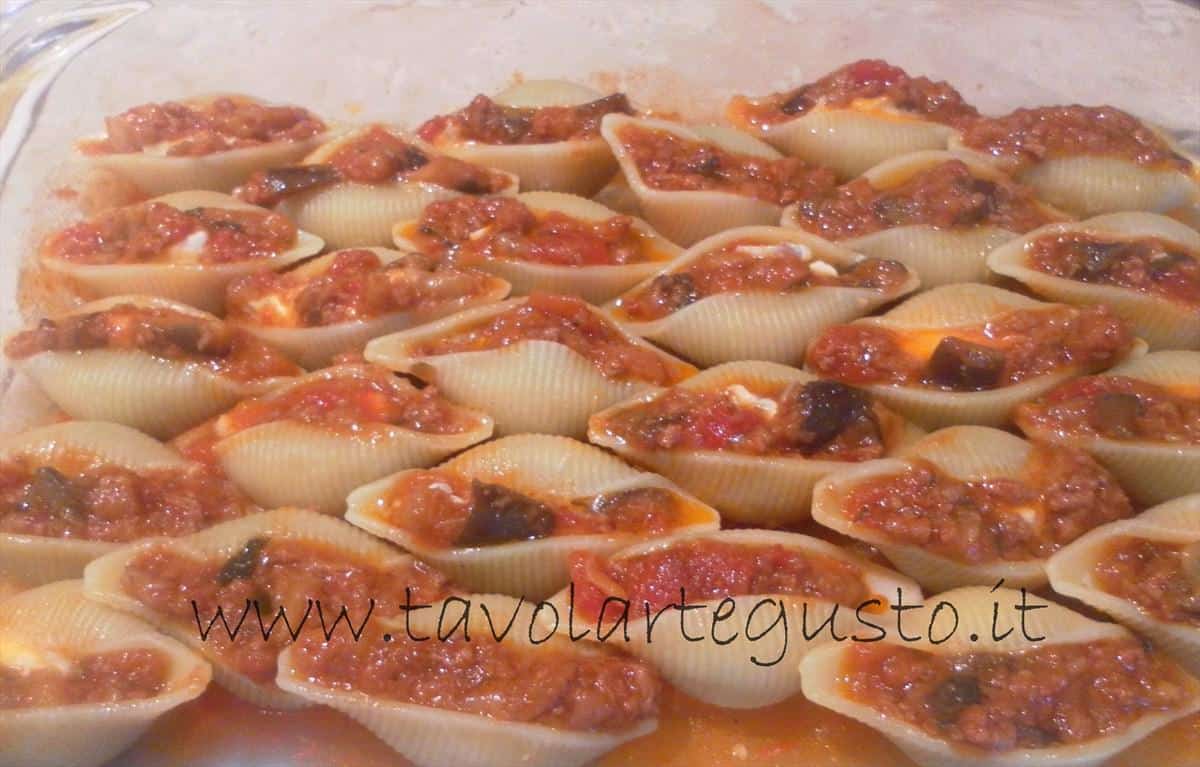 conchiglioni ripieni come fare i conchiglioni ripieni di melanzane e mozzarella 16