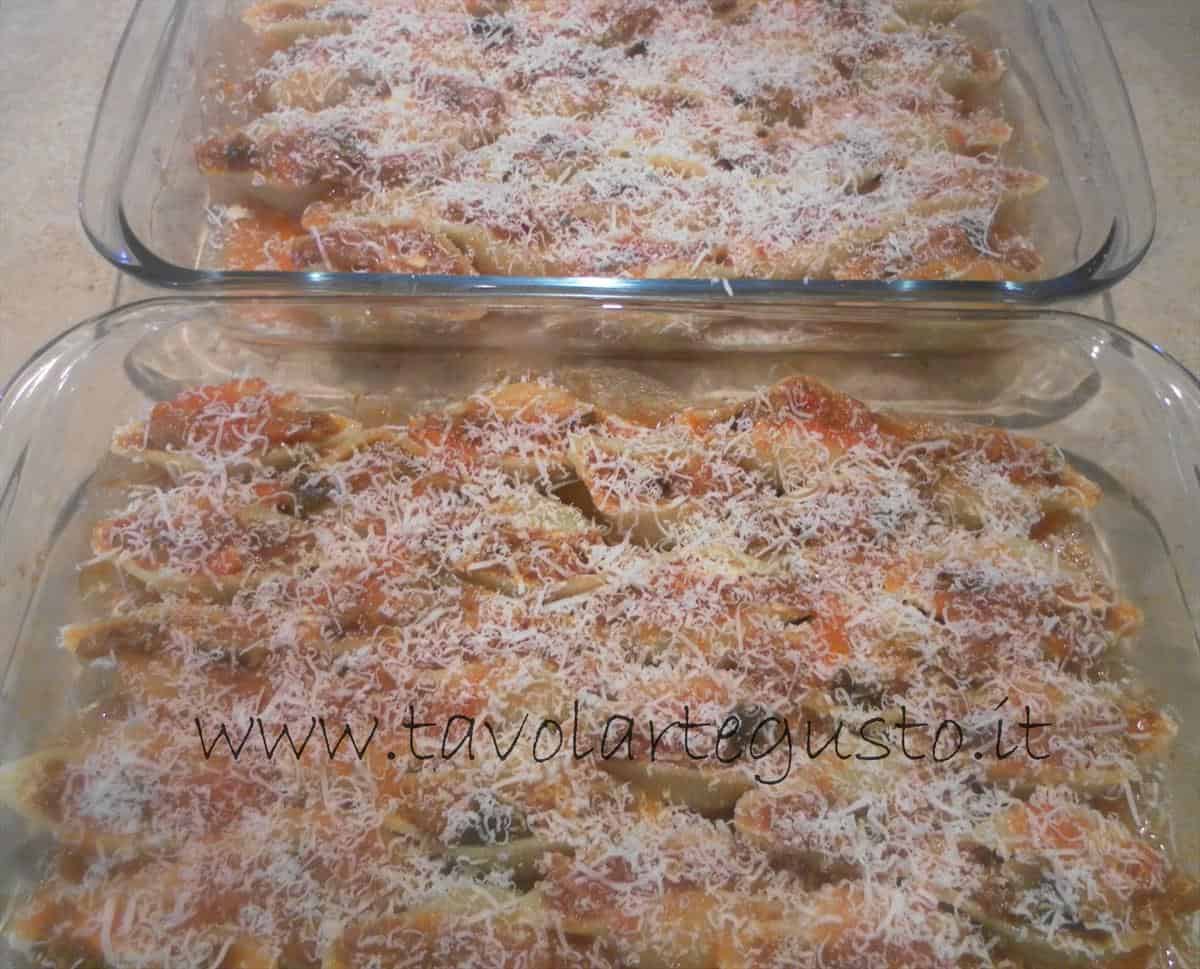 conchiglioni ripieni come fare i conchiglioni ripieni di melanzane e mozzarella 19