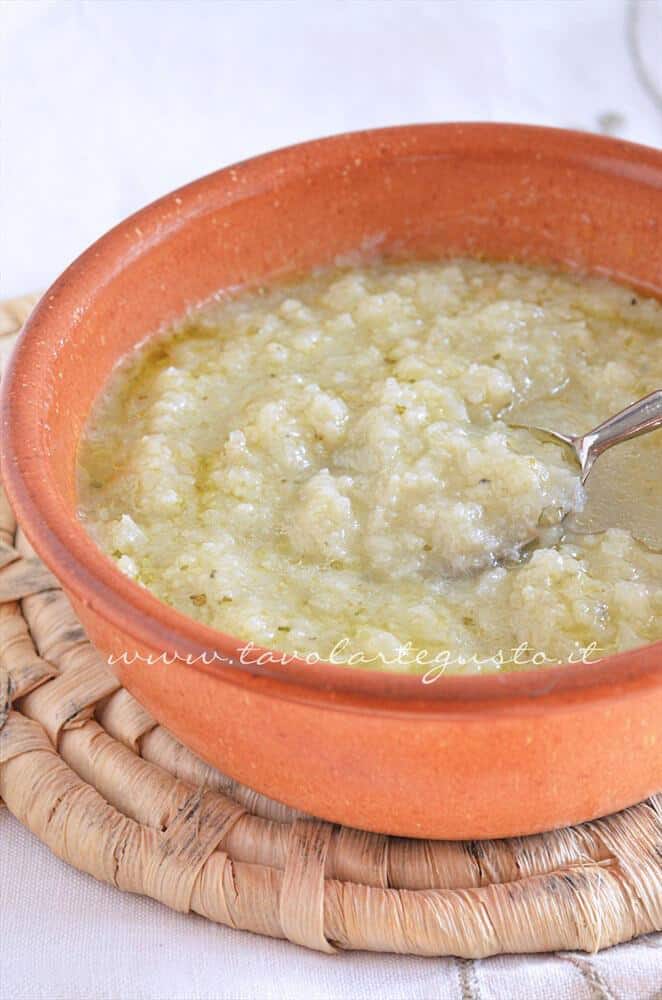 Zuppa di cavolfiore - Minestra di cavolfiore- Ricetta Zuppa di cavolfiore - Minestra di cavolfiore- Ricetta