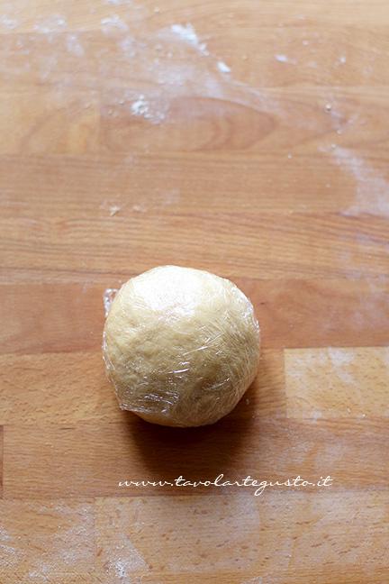 Come fare l'impasto della pasta fresca all'uovo 6 - Ricetta pasta fresca fatta in casa