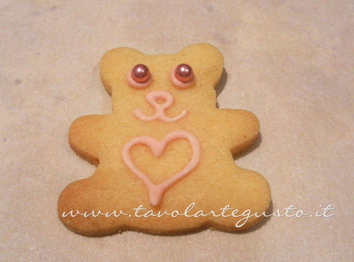 Decorare i Biscotti a forma di Orsetti (3)-Ricetta Biscotti decorati Orsetti del cuore Decorare i Biscotti a forma di Orsetti (3)-Ricetta Biscotti decorati Orsetti del cuore