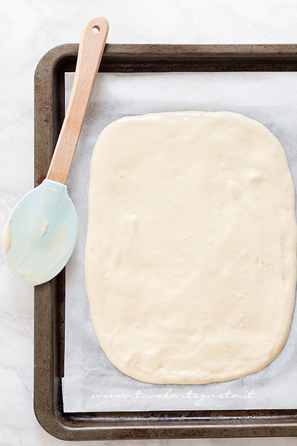 Dare all'impasto la forma di un rettangolo - Ricetta Pasta Biscotto