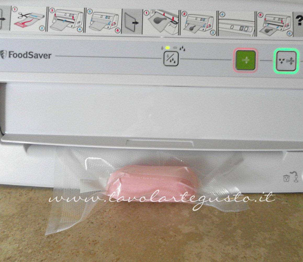 Foodsaver per conservare la Pasta di Zucchero -Ricetta Pasta di Zucchero - Glassa Fondente Foodsaver per conservare la Pasta di Zucchero -Ricetta Pasta di Zucchero - Glassa Fondente