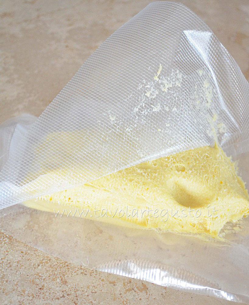 Pasta Brioche appena scongelata - Pasta Brioche Ricetta - Brioches dolci Pasta Brioche appena scongelata - Pasta Brioche Ricetta - Brioches dolci
