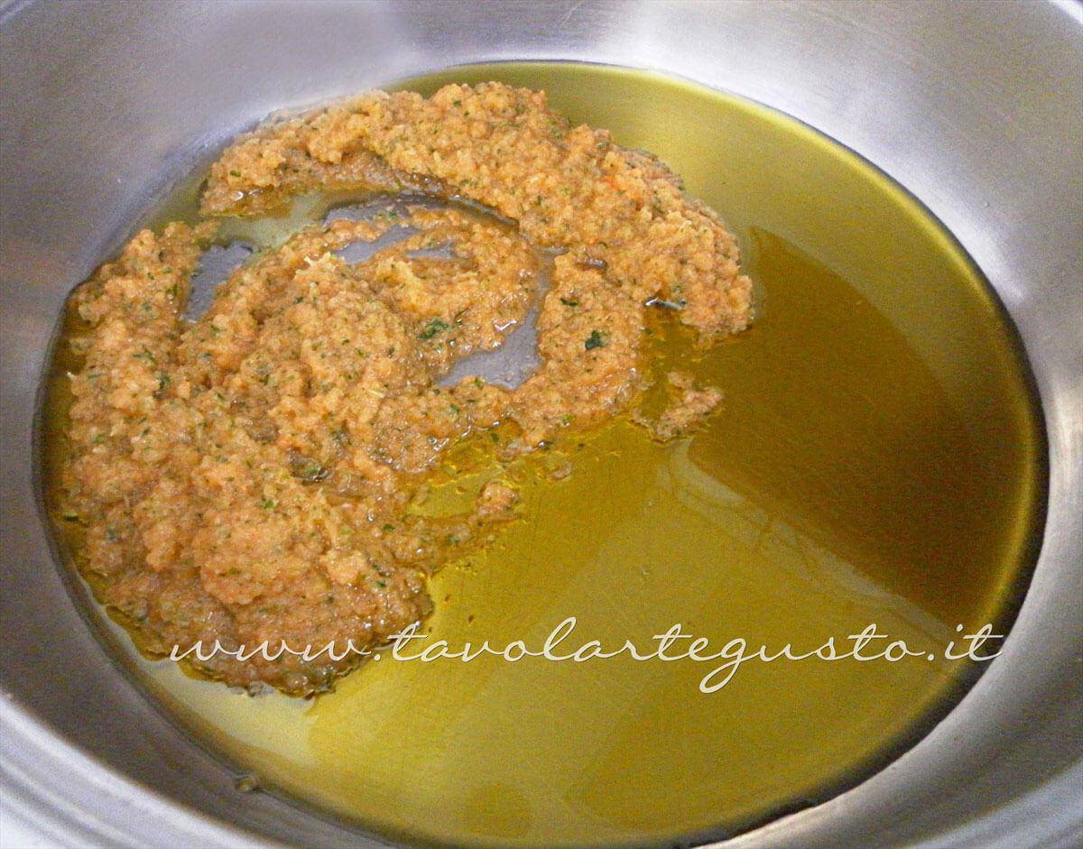 Soffrittura della crema di carota, cipolla e sedano - Ricetta Coniglio alla Cacciatora Soffrittura della crema di carota, cipolla e sedano - Ricetta Coniglio alla Cacciatora