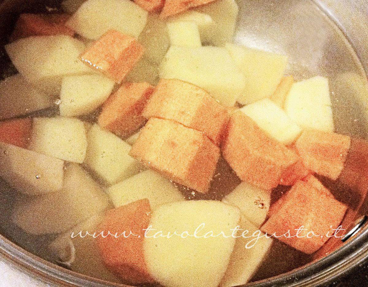 Bollire patate e carote - Ricetta Verdure gratinate Bollire patate e carote - Ricetta Verdure gratinate