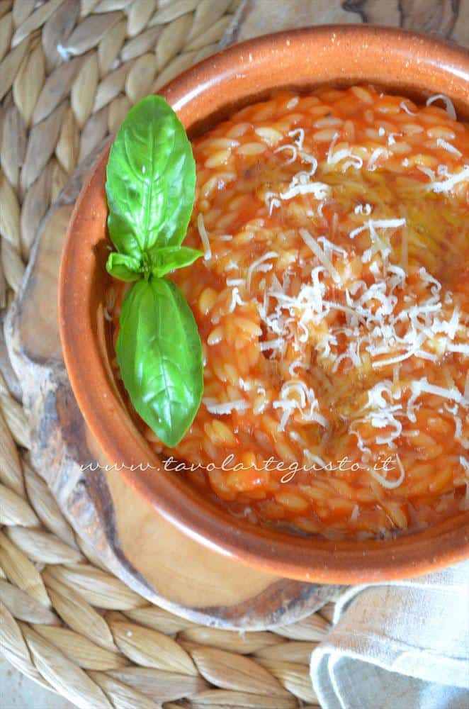 Risoni al pomodoro.-Ricetta Risoni al pomodoro Risoni al pomodoro.-Ricetta Risoni al pomodoro