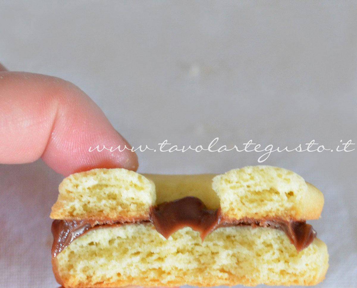 Biscotti veloci con Philadelphia Milka - Riicetta. Biscotti veloci con Philadelphia Milka - Riicetta.