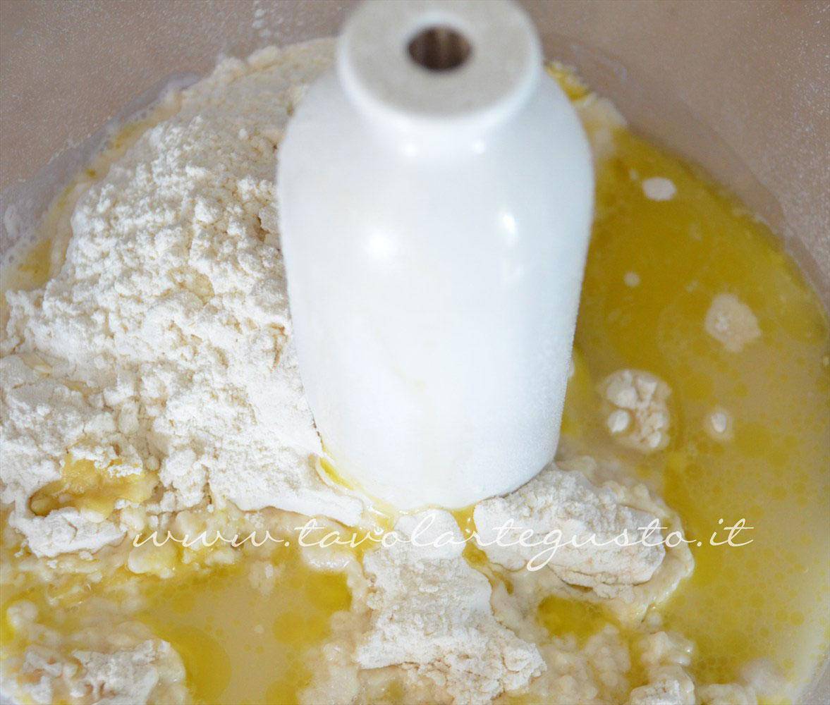 focaccine al vino ripiene di stracchino1 focaccine al vino ripiene di stracchino1
