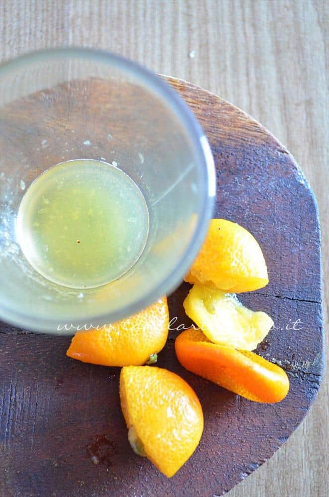 scaloppine al kumquat, peperoncini verdi e mandorle11 scaloppine al kumquat, peperoncini verdi e mandorle11