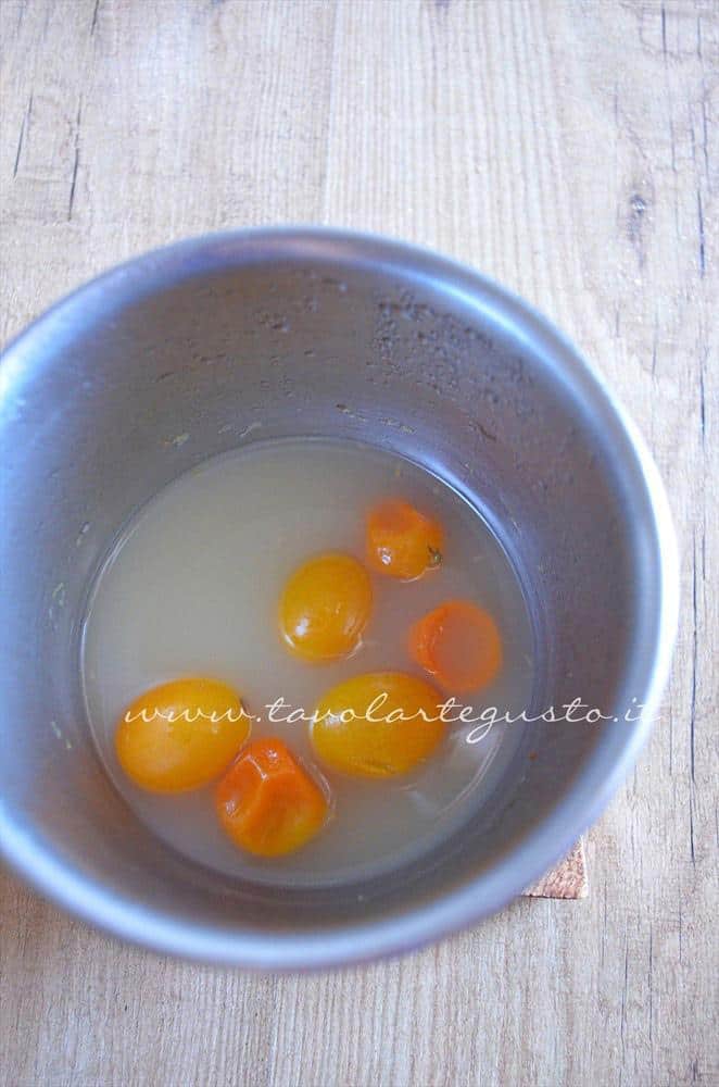 scaloppine al kumquat, peperoncini verdi e mandorle9 scaloppine al kumquat, peperoncini verdi e mandorle9
