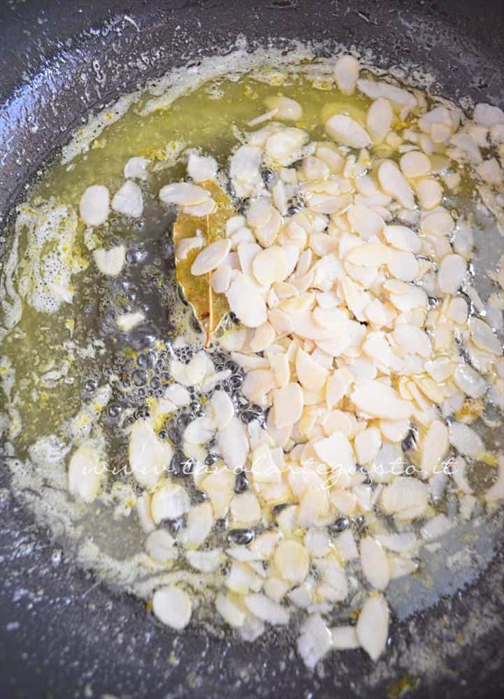 Cannelloni di platessa allo zafferano in sauté di mandorle14 Cannelloni di platessa allo zafferano in sauté di mandorle14