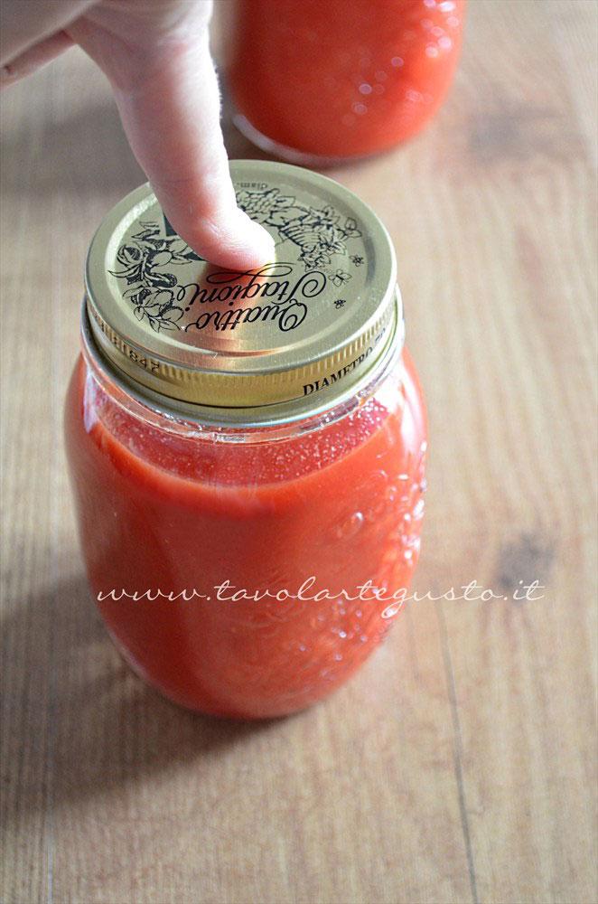 passata di pomodoro fatta in casa11 passata di pomodoro fatta in casa11