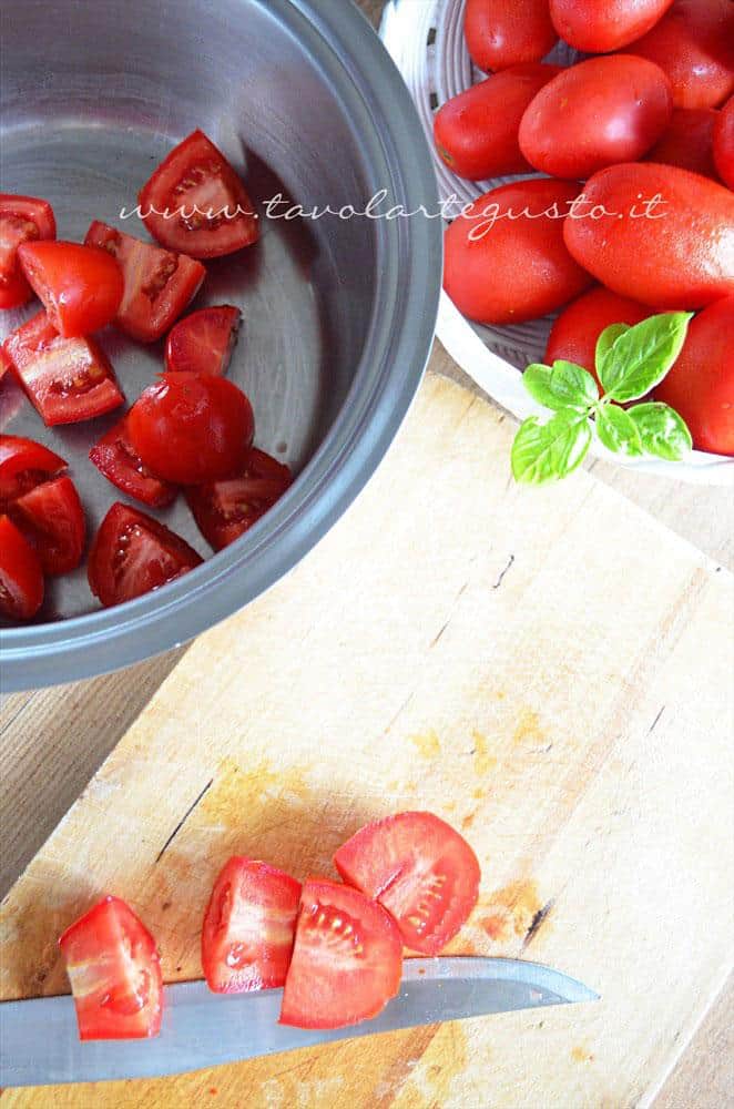 passata di pomodoro fatta in casa2 passata di pomodoro fatta in casa2