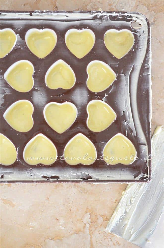Rasare i gusci - Ricetta Cioccolatini Ripieni Rasare i gusci - Ricetta Cioccolatini Ripieni