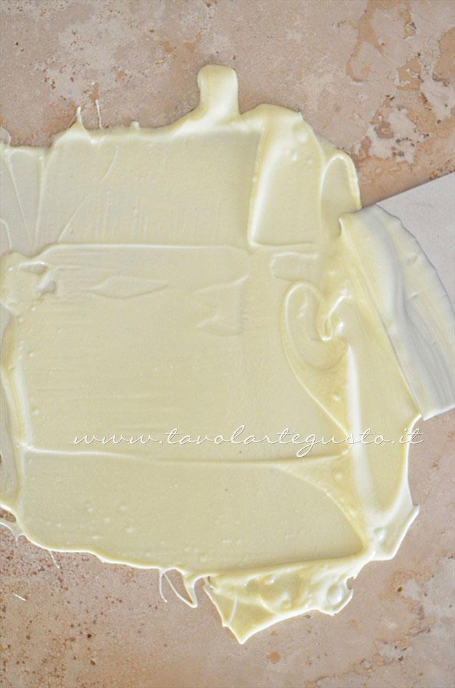 Temperaggio cioccolato bianco 2 - Ricetta Cioccolatini Ripieni Temperaggio cioccolato bianco 2 - Ricetta Cioccolatini Ripieni