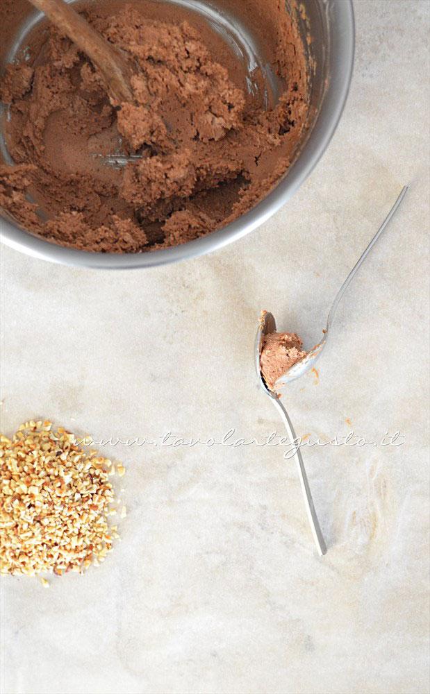 Come fare i Tartufi perfetti -Ricetta Tartufi al cioccolato al latte e nocciole Come fare i Tartufi perfetti -Ricetta Tartufi al cioccolato al latte e nocciole