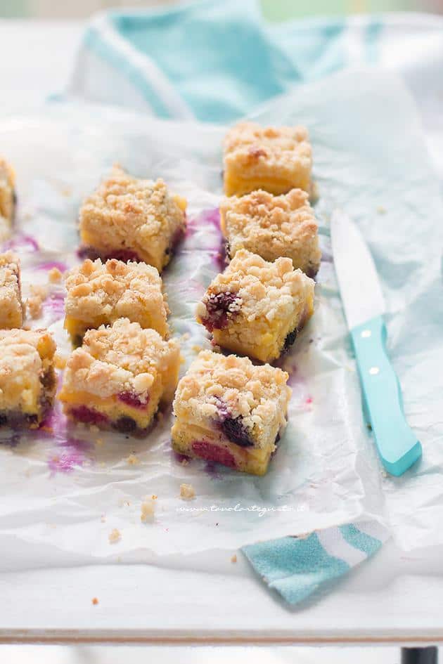 Torta Crumble alla frutta - Ricetta Torta Crumble