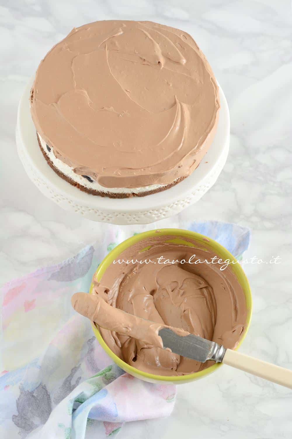 Assemblare la Torta Foresta nera 4 - RicettaTorta Foresta Nera Exotic Flavours. Assemblare la Torta Foresta nera 4 - RicettaTorta Foresta Nera Exotic Flavours.