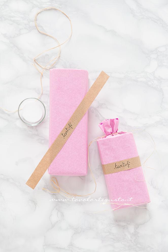 Costruire la Scatola porta tartufi e cioccolatini 5 - Ricetta Tartufi al cioccolato Costruire la Scatola porta tartufi e cioccolatini 5 - Ricetta Tartufi al cioccolato