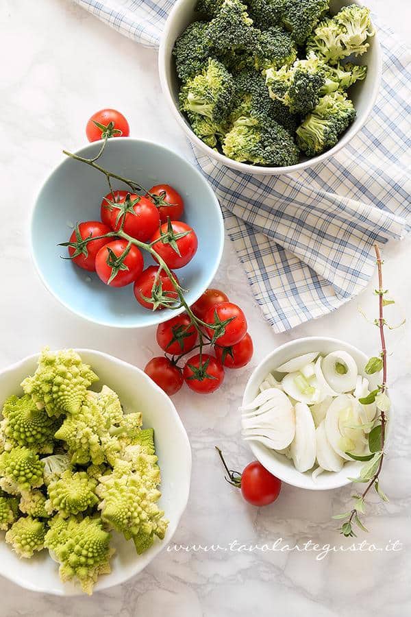 Pulire e lavare le verdure - Ricetta Crumble di Verdure Pulire e lavare le verdure - Ricetta Crumble di Verdure