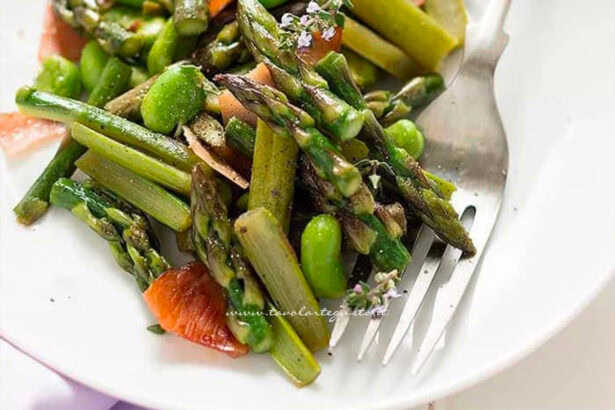 asparagi e speck in padella