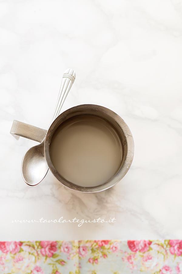 Preparare la meringa italiana - Ricetta Mousse ai frutti di bosco