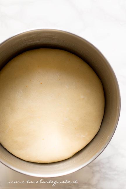 Impasto lievitato - Ricetta Pandorini