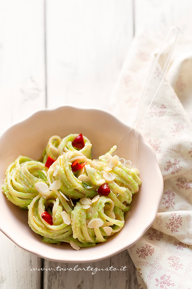 ricetta pasta con crema di broccoli