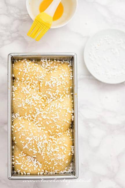 Treccia lievitata - Ricetta Brioche dolce con solo albumi