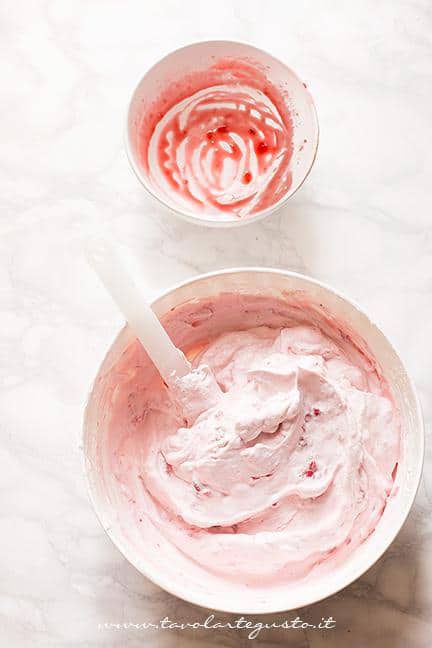 Il composto pronto - Ricetta Semifreddo alle fragole