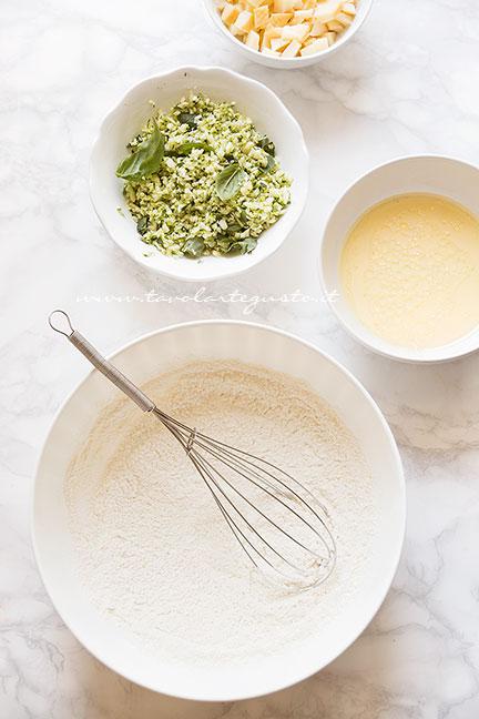 Preparare tutti i gli ingredienti - Ricetta Muffin alle zucchine