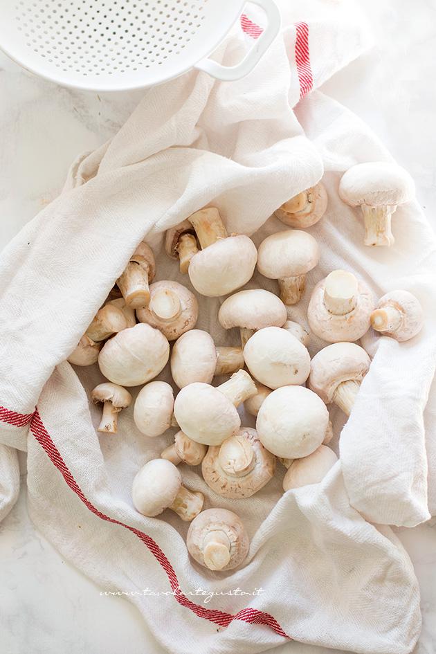 Come pulire i Funghi Champignon 4