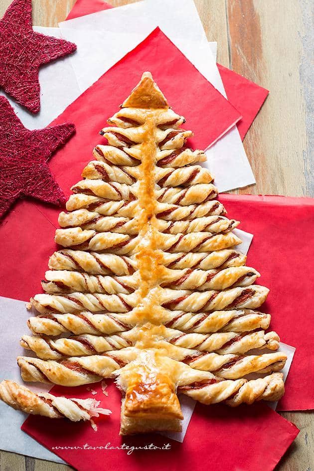 Albero di Natale di pasta Sfoglia - Ricetta Albero di sfoglia