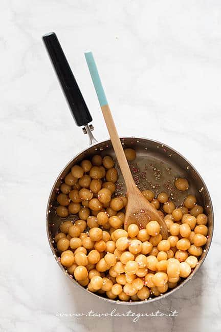 Come condire gli struffoli - Ricetta Struffoli