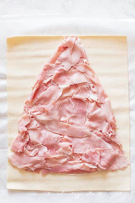 Come fare l'albero di pasta sfoglia (1) - Ricetta Albero di Natale di pasta Sfoglia