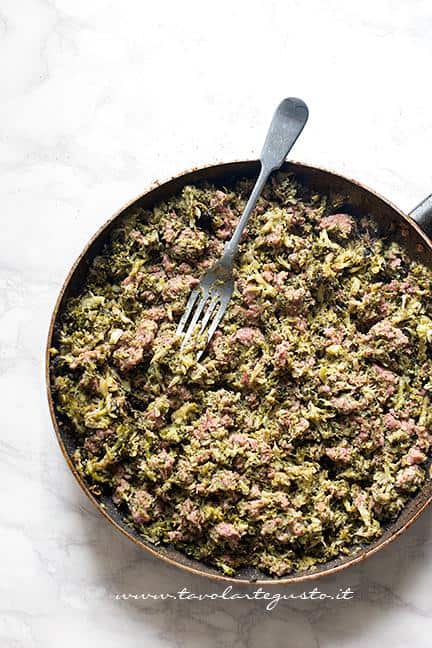 Condimento di broccoli e salsiccia - Ricetta Pasta broccoli e salsiccia