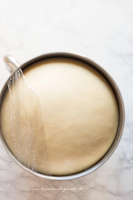 impasto lievitato-ricetta panini al latte