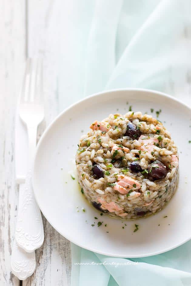 Risotto con scarola e salmone fresco - Ricetta Risotto con scarola
