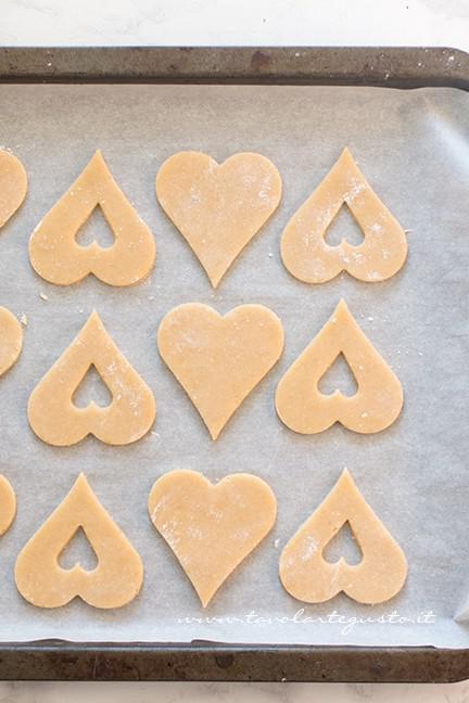 Frolle pronte da cuocere2 - Ricetta Biscotti alla marmellata