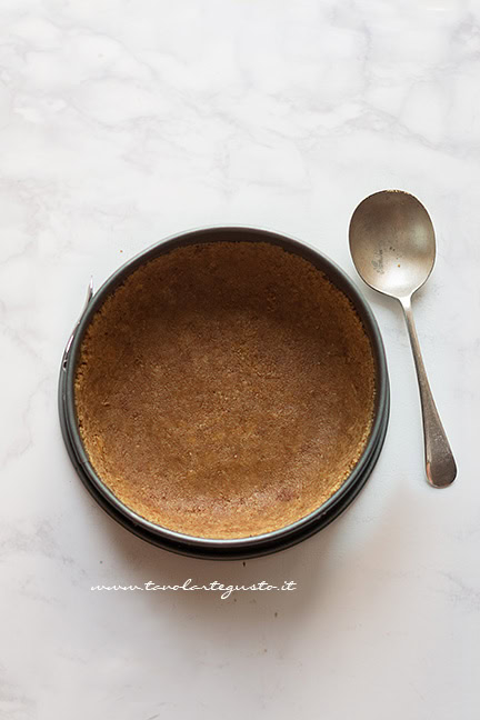 Base di biscotti - Ricetta Cheesecake alla ricotta