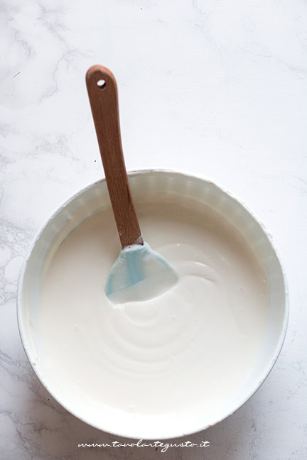 Ripieno cremoso di ricotta e panna - Ricetta Cheesecake alla ricotta