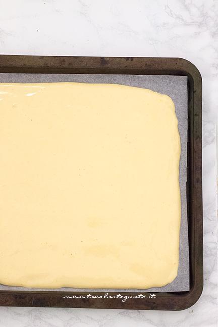Come fare la base soffice per la Torta ai frutti di bosco 1