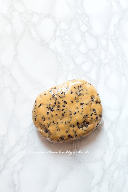 Pasta frolla con gocce di cioccolato - Ricetta Crostata cookies