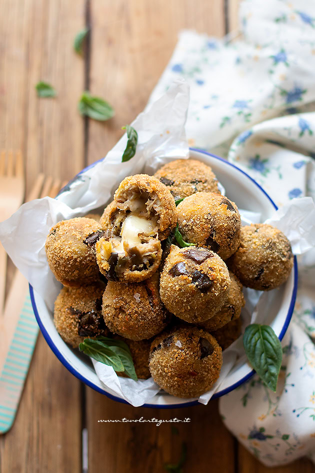 Polpette di melanzane - Ricetta Polpette di melanzane