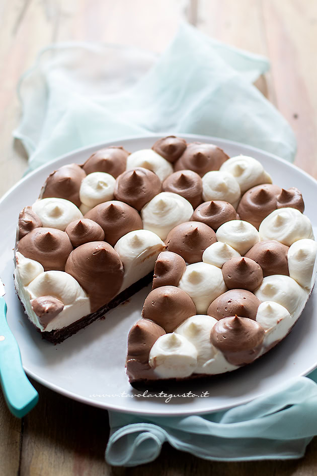 cheesecake bicolore cioccolato e vaniglia