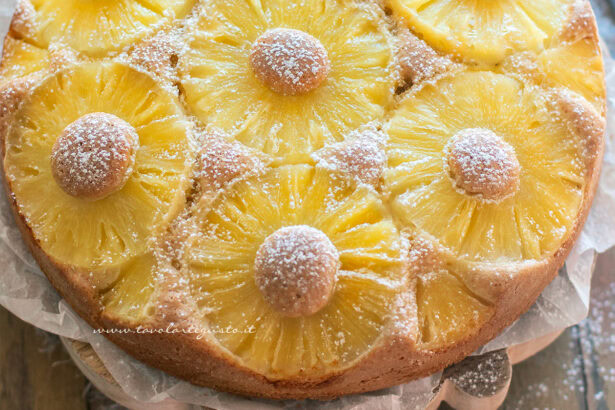 Torta all'ananas - Ricetta Torta all'ananas