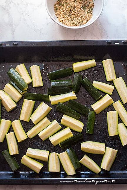 come cucinare le zucchine al forno - Ricetta zucchine al forno