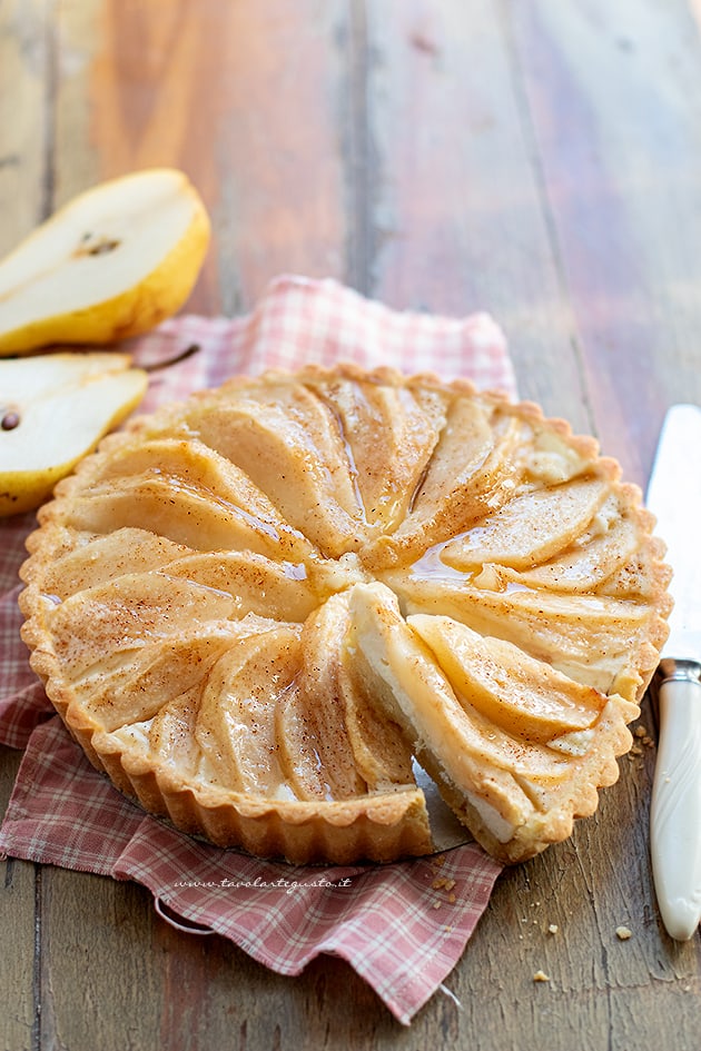 Crostata di pere - Ricetta Crostata di pere-