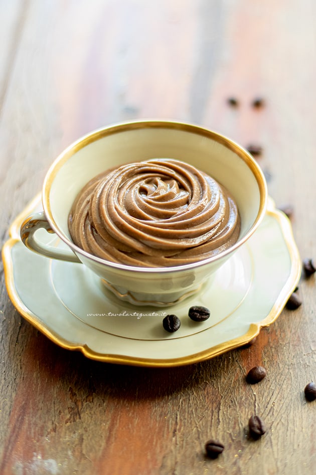 Crema pasticcera al caffè-